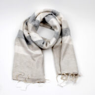 Grote warme zachte sjaal of omslagdoek label25